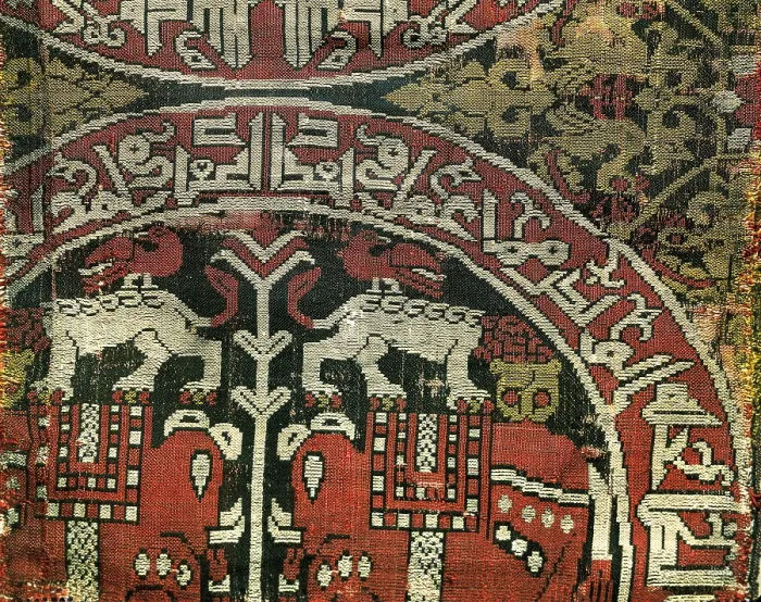 Framed Print : Cloth fragment, 10th c. Islamic art. Textiles. SPAIN. Leon. Museum of the Royal Collegiate Church of San Isidoro. Proc: IRAQ. Bagdad