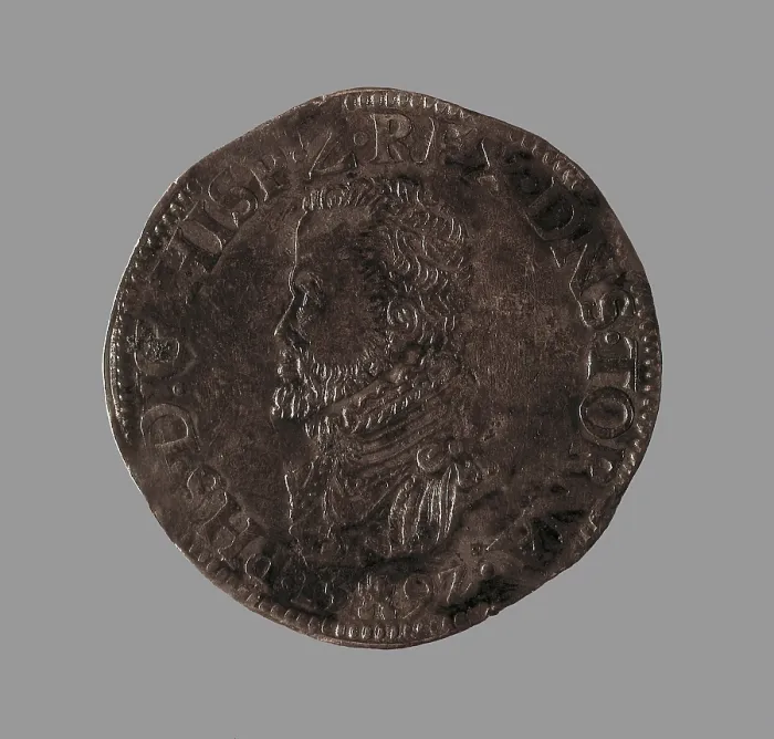 Framed Print : Coin with portrait of Philip II of Spain (1592). Coin. SPAIN. Barcelona. Numismatic Cabinet of Catalonia. AISA / Everett Collection**US SALES ONLY**