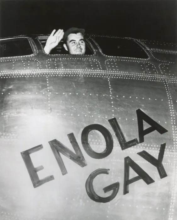 Framed Print : Col. Paul W. Tibbets, Jr. pilot of the ENOLA GAY waves from his cockpit before the takeoff. Several hours later, the B-29 bomber dropped the first atomic bomb on Hiroshima Framed Print : Col. Paul W. Tibbets, Jr. pilot of the ENOLA GAY waves from his cockpit before the takeoff. Several hours later, the B-29 bomber dropped the first atomic bomb on Hiroshima