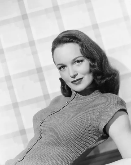 Framed Print : Columbia starlet Dorothy Hart, ca. 1947 Framed Print : Columbia starlet Dorothy Hart, ca. 1947