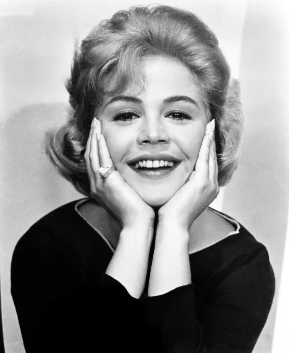 Framed Print : COME SEPTEMBER, Sandra Dee, 1961