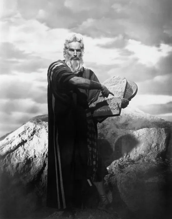 Framed Print : THE TEN COMMANDMENTS, Charlton Heston, 1956 Framed Print : THE TEN COMMANDMENTS, Charlton Heston, 1956