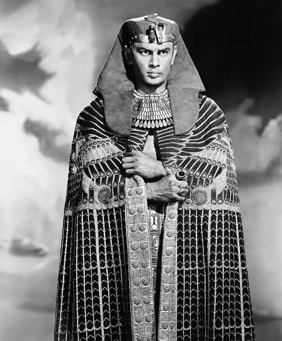 Framed Print : THE TEN COMMANDMENTS, Yul Brynner, 1956