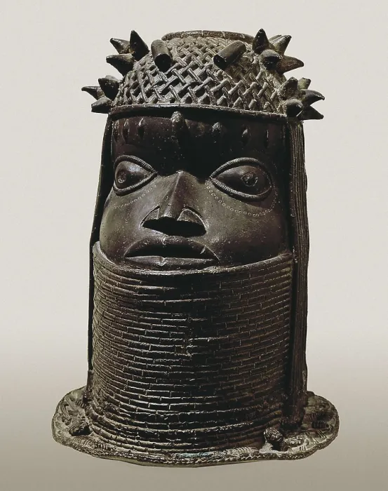 Framed Print : Commemorative head of a royal ancestor Oba. end 18th-beg. 19th c. Art from Benin. Sculpture. FRANCE. Paris. Muse du Quai Branly. Proc: NIGERIA Framed Print : Commemorative head of a royal ancestor Oba. end 18th-beg. 19th c. Art from Benin. Sculpture. FRANCE. Paris. Muse du Quai Branly. Proc: NIGERIA