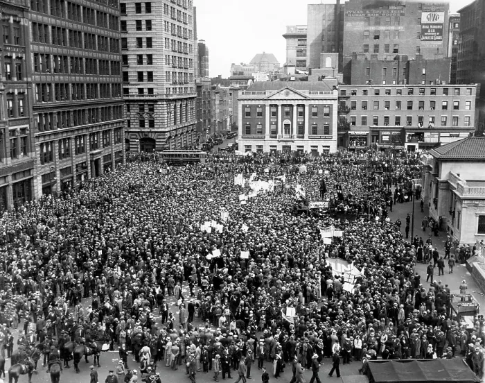 Framed Print : Communists rally in Union Square, New York City, May 1, 1933. Courtesy: CSU Archives / Everett Collection