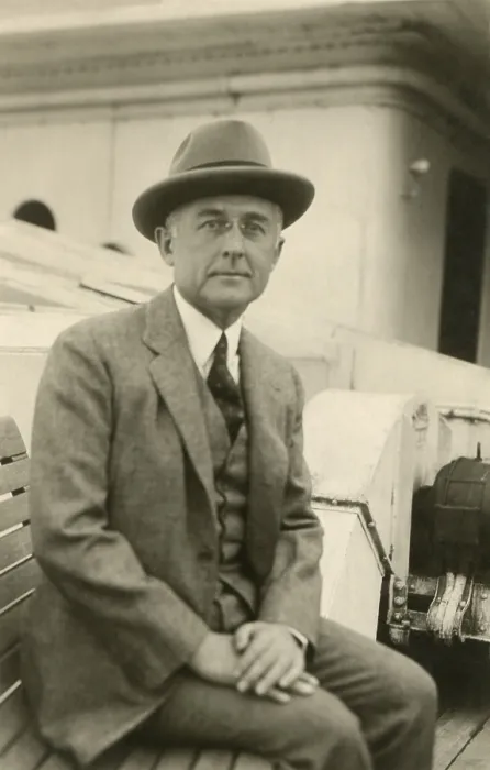 Framed Print : Conde Montrose Nast, launched his magazine empire in 1909, with the purchase of VOGUE