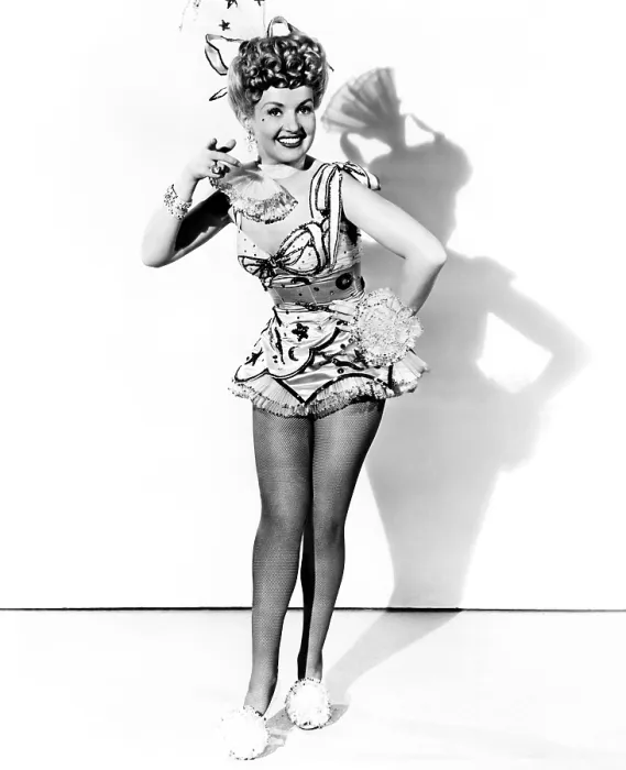 Framed Print : CONEY ISLAND, Betty Grable, 1943. TM & Copyright 20th Century-Fox Film Corp. / courtesy Everett Collection