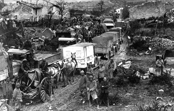 Framed Print : The congestion of traffic on roads behind the American lines in the Argonne. Battle of the Argonne Forest, was a part of the final Allied offensive of World War I Framed Print : The congestion of traffic on roads behind the American lines in the Argonne. Battle of the Argonne Forest, was a part of the final Allied offensive of World War I