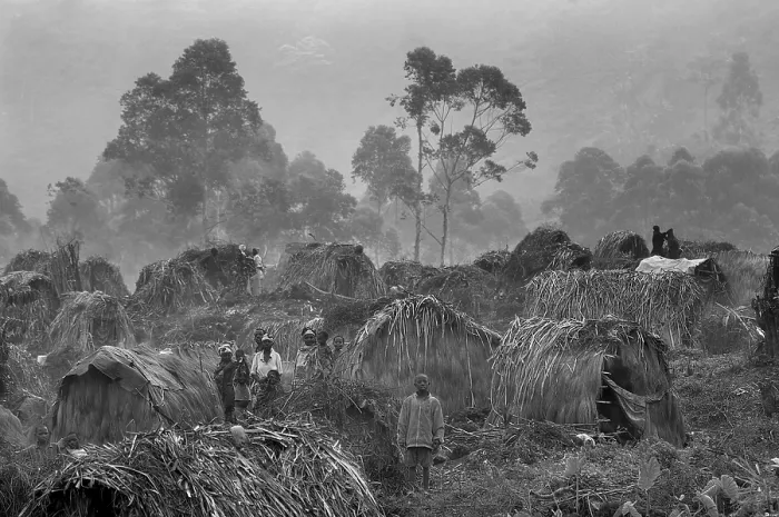 Framed Print : CONGO, Democratic Republic of the. Kitchanga. Democratic Republic of the Congo (2008). Kivu Conflict Framed Print : CONGO, Democratic Republic of the. Kitchanga. Democratic Republic of the Congo (2008). Kivu Conflict