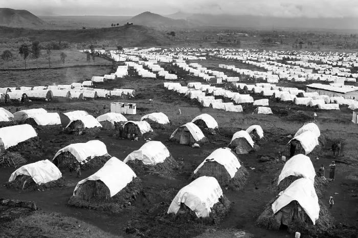 Framed Print : CONGO, Democratic Republic of the. NORTH KIVU. Democratic Republic of the Congo (2008). Kivu Conflict. Refugee camp of Buhimba (17000 people) Framed Print : CONGO, Democratic Republic of the. NORTH KIVU. Democratic Republic of the Congo (2008). Kivu Conflict. Refugee camp of Buhimba (17000 people)