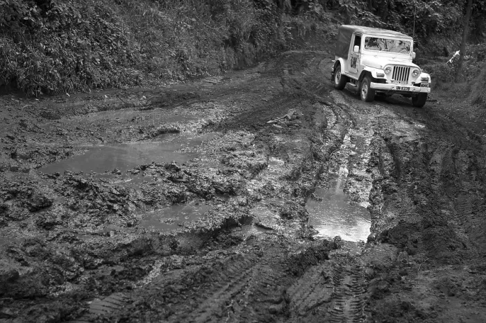 Framed Print : CONGO, Democratic Republic of the. NORTH KIVU. Democratic Republic of the Congo (2008). Kivu Conflict. UN car on a destroyed road. AISA / Everett Collection**US SALES ONLY** Framed Print : CONGO, Democratic Republic of the. NORTH KIVU. Democratic Republic of the Congo (2008). Kivu Conflict. UN car on a destroyed road. AISA / Everett Collection**US SALES ONLY**