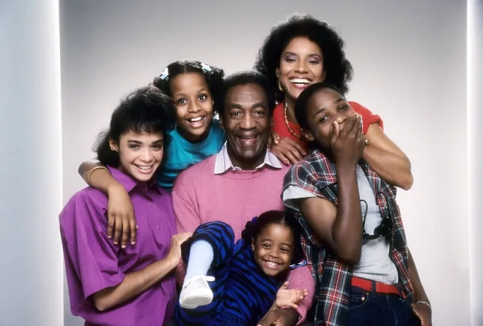 Framed Print : THE COSBY SHOW, from left: Lisa Bonet, Tempestt Bledsoe, Bill Cosby, Keshia Knight Pulliam (bottom), Phylicia Rashad, Malcolm-Jamal Warner, 1984-1992