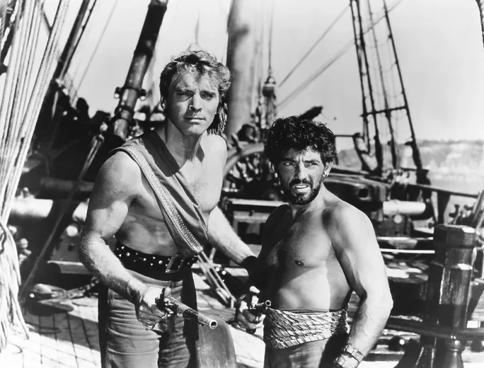 Framed Print : THE CRIMSON PIRATE, from left, Burt Lancaster, Nick Cravat, 1952