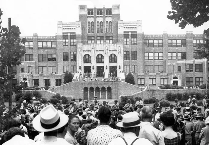 Framed Print : Crowd gathered in front of Little Rock Central High School as National Guardsmen barred black students from entering the school, 09 / 03 / 1957 Framed Print : Crowd gathered in front of Little Rock Central High School as National Guardsmen barred black students from entering the school, 09 / 03 / 1957