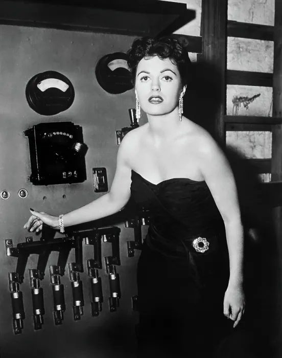 Framed Print : CULT OF THE COBRA, Faith Domergue, 1955