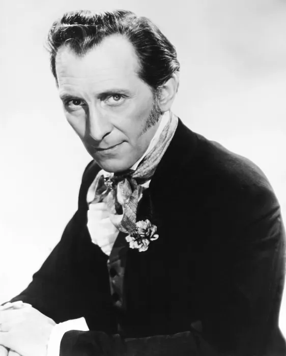 Framed Print : THE CURSE OF FRANKENSTEIN, Peter Cushing, 1957 Framed Print : THE CURSE OF FRANKENSTEIN, Peter Cushing, 1957