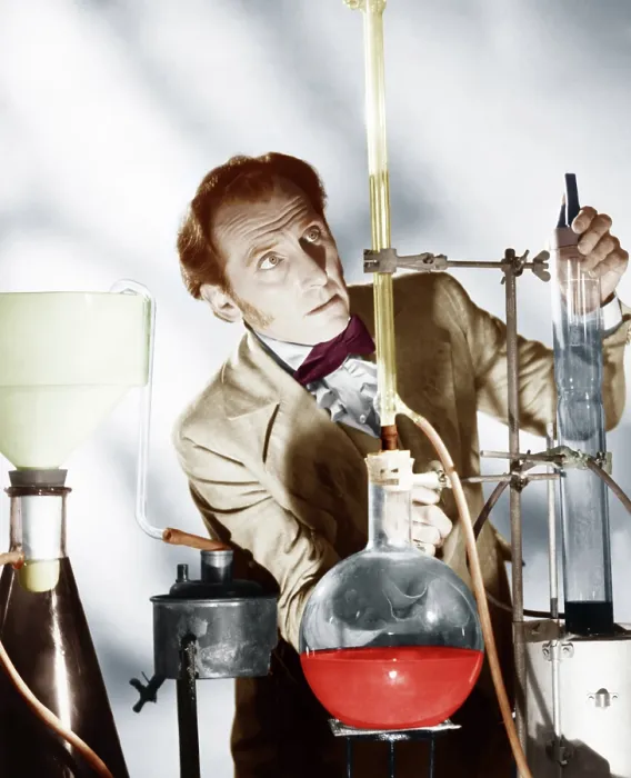 Framed Print : THE CURSE OF FRANKENSTEIN, Peter Cushing, 1957 Framed Print : THE CURSE OF FRANKENSTEIN, Peter Cushing, 1957