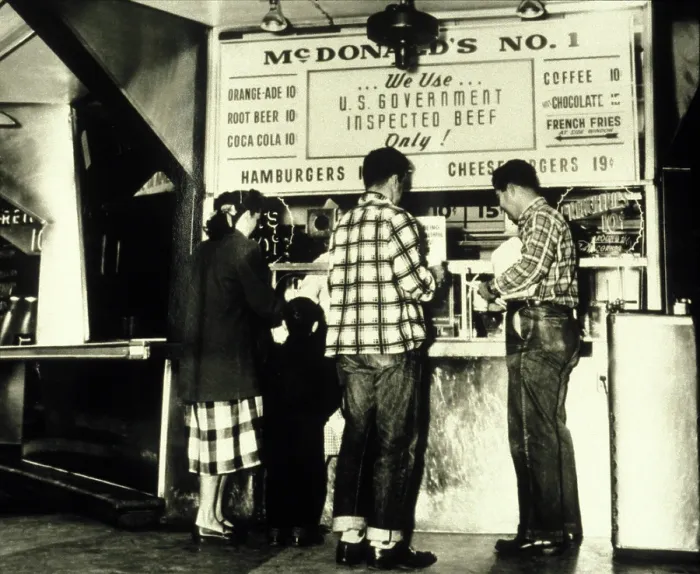 Framed Print : Customers at the McDonalds hamburger restaurant in the mid 1950s in San Bernadino California. In 1954 the brothers entered into partnership with Ray Kroc. McDonald's Corp