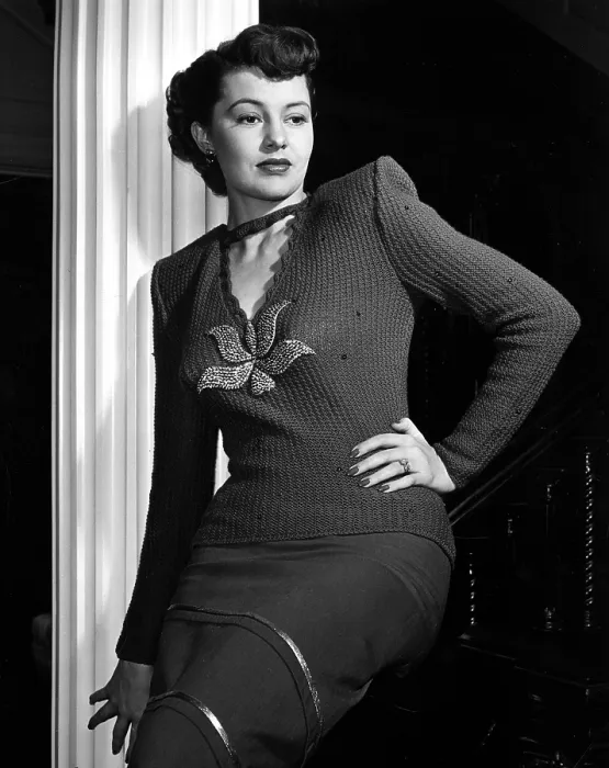 Framed Print : Cyd Charisse, portrait circa 1949