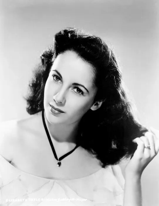Framed Print : CYNTHIA, Elizabeth Taylor, 1947