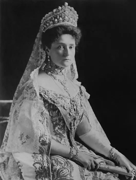 Framed Print : Czarina Alexandra Feodorovna, Alix of Hesse, the Empress Consort of Russia, 1908. Photograph by Frederick Boasson and Fritz Eggler (BSLOC_2017_2_7) Framed Print : Czarina Alexandra Feodorovna, Alix of Hesse, the Empress Consort of Russia, 1908. Photograph by Frederick Boasson and Fritz Eggler (BSLOC_2017_2_7)