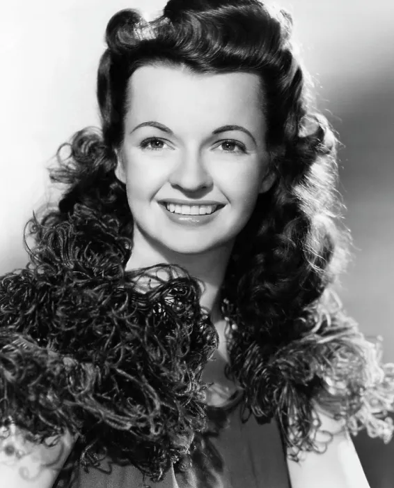 Framed Print : Dale Evans (1912-2001), American actress and singer, circa 1942. Courtesy: CSU Archives / Everett Collection