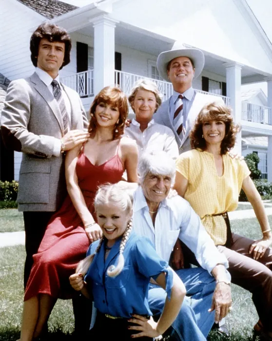 Framed Print : DALLAS, clockwise from upper left, Patrick Duffy, Victoria Principal, Barbara Bel Geddes, Larry Hagman, Linda Gray, Jim Davis, Charlene Tilton, 1978-91 (ca. 1980 photo)