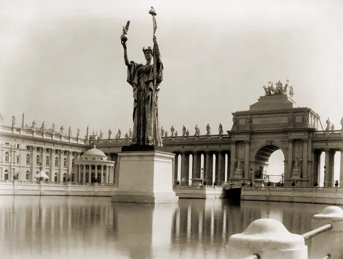 Framed Print : Daniel Chester French's Statue of the Republic in basin at the World's Columbian Exposition, Chicago, 1893
