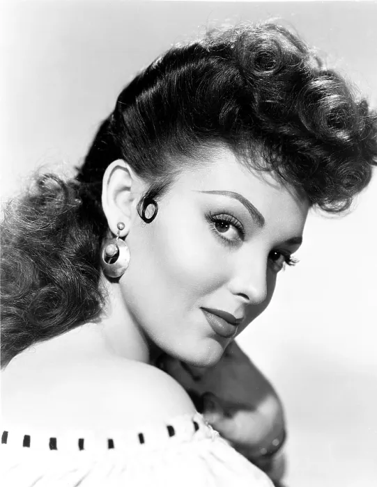 Framed Print : MY DARLING CLEMENTINE, Linda Darnell, 1946, TM & Copyright 20th Century Fox Film Corp. / courtesy Everett Collection Framed Print : MY DARLING CLEMENTINE, Linda Darnell, 1946, TM & Copyright 20th Century Fox Film Corp. / courtesy Everett Collection