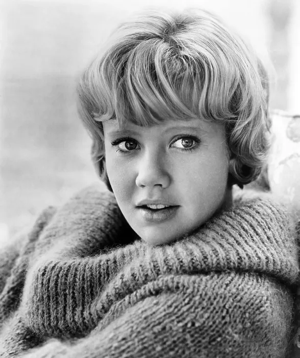 Framed Print : THAT DARN CAT, Hayley Mills, 1965 Framed Print : THAT DARN CAT, Hayley Mills, 1965