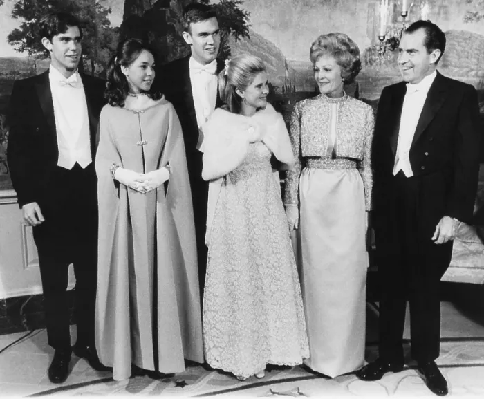 Framed Print : David Eisenhower, Julie Nixon (aka Julie Eisenhower), Douglas Rogers, Tricia Nixon, First Lady Pat Nixon, and U.S Framed Print : David Eisenhower, Julie Nixon (aka Julie Eisenhower), Douglas Rogers, Tricia Nixon, First Lady Pat Nixon, and U.S