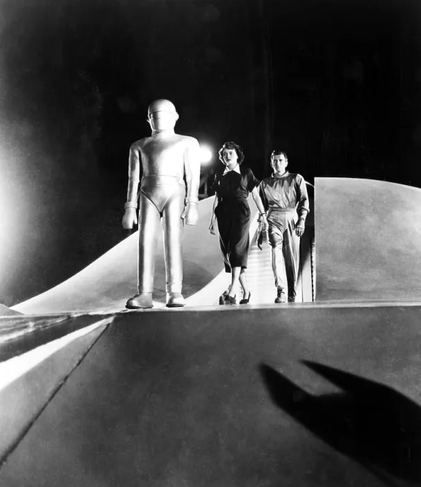 Framed Print : THE DAY THE EARTH STOOD STILL, Patricia Neal, Michael Rennie, 1951. TM and Copyright 20th Century Fox Film Corp. All rights reserved. Courtesy: Everett Collection Framed Print : THE DAY THE EARTH STOOD STILL, Patricia Neal, Michael Rennie, 1951. TM and Copyright 20th Century Fox Film Corp. All rights reserved. Courtesy: Everett Collection