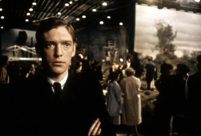 Framed Print : THE DAY OF THE LOCUST, William Atherton, 1975 Framed Print : THE DAY OF THE LOCUST, William Atherton, 1975
