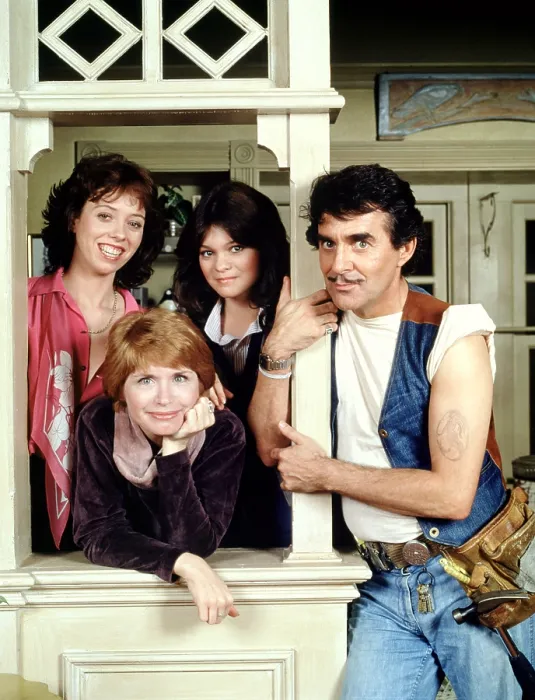 Framed Print : ONE DAY AT A TIME, Mackenzie Phillips, Bonnie Franklin, Valerie Bertinelli, Pat Harrington, 1975-84 Framed Print : ONE DAY AT A TIME, Mackenzie Phillips, Bonnie Franklin, Valerie Bertinelli, Pat Harrington, 1975-84