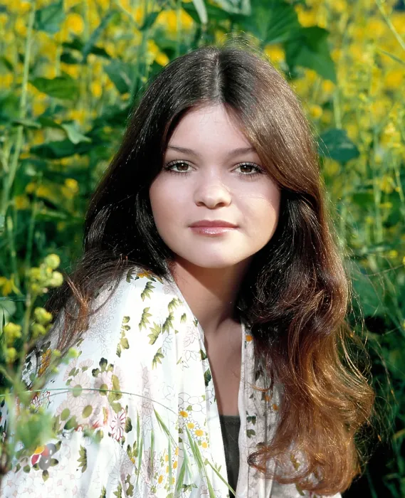 Framed Print : ONE DAY AT A TIME, Valerie Bertinelli, 2 / 9 / 79, 1975-84 Framed Print : ONE DAY AT A TIME, Valerie Bertinelli, 2 / 9 / 79, 1975-84