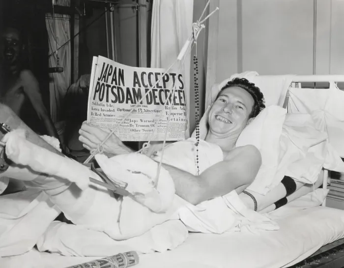 Framed Print : Five days before Japan's final surrender, newspaper headlines announce optimistic signs of peace