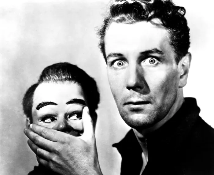 Framed Print : DEAD OF NIGHT, Michael Redgrave, 1945