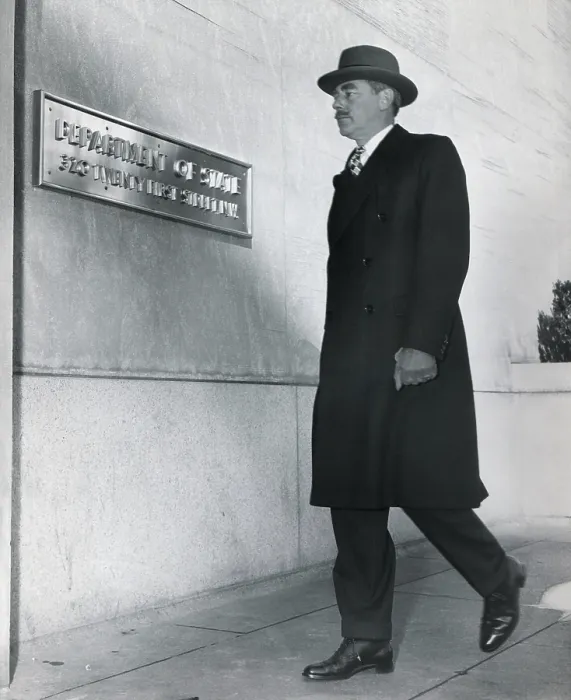 Framed Print : Dean Acheson, the new Secretary of State, arrives at work on Jan. 22, 1949. At the beginning of Harry Truman's second term, he replaced the retiring George Marshall Framed Print : Dean Acheson, the new Secretary of State, arrives at work on Jan. 22, 1949. At the beginning of Harry Truman's second term, he replaced the retiring George Marshall