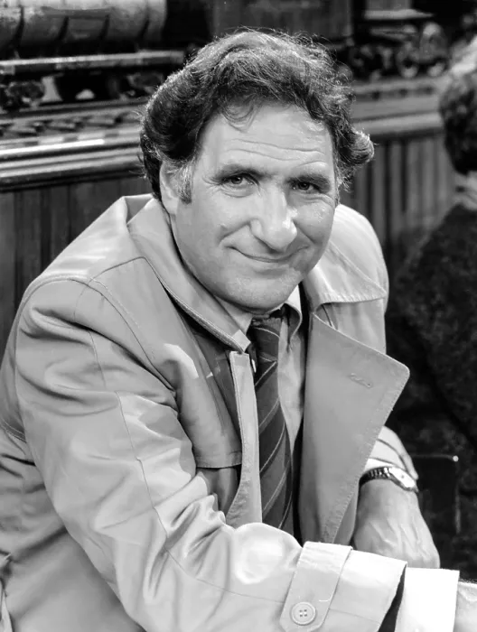 Framed Print : DEAR JOHN, Judd Hirsch, 1988-92 Framed Print : DEAR JOHN, Judd Hirsch, 1988-92