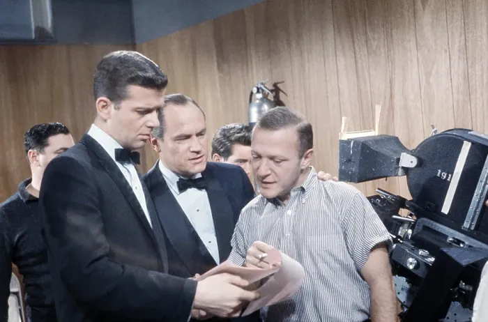 Framed Print : THE DEFENDERS, from left: Robert Reed, E.G. Marshall, Reginald Rose (creator), on set, 1961-1965