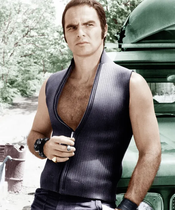 Framed Print : DELIVERANCE, Burt Reynolds, 1972 Framed Print : DELIVERANCE, Burt Reynolds, 1972