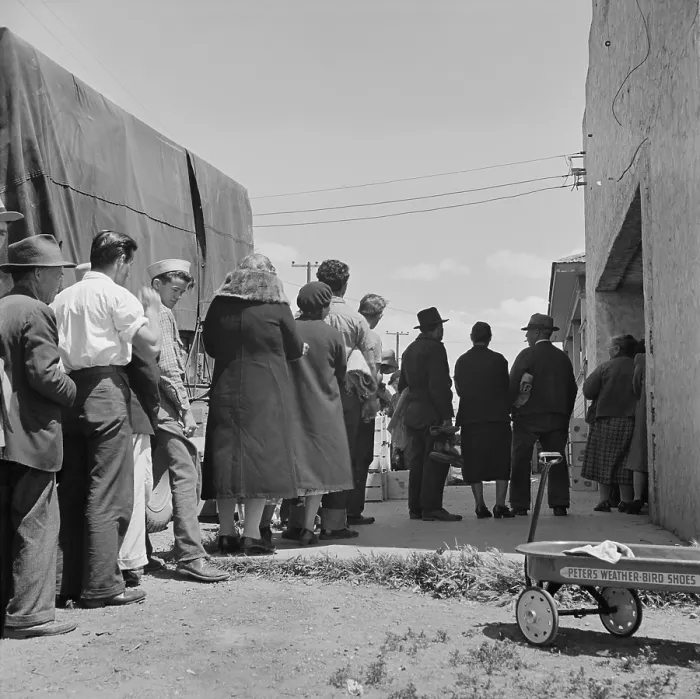 Framed Print : Depression era relief line, San Leandro, California, 1940. Elderly and young people will pick up surplus food commodities supplied by the government. (BSLOC_2013_8_15)