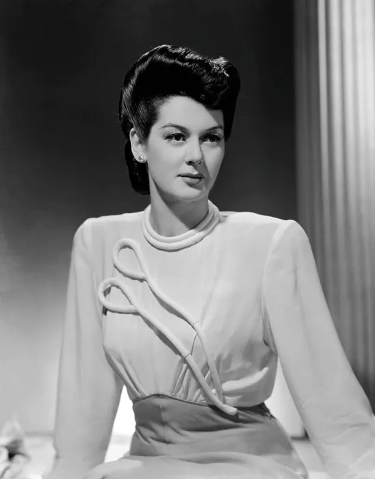 Framed Print : DESIGN FOR SCANDAL, Rosalind Russell, 1941