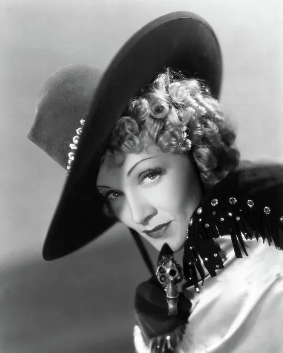 Framed Print : DESTRY RIDES AGAIN, Marlene Dietrich, 1939 Framed Print : DESTRY RIDES AGAIN, Marlene Dietrich, 1939
