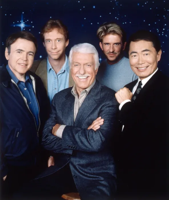 Framed Print : DIAGNOSIS MURDER, clockwise from left: Walter Koenig, Bill Mumy, Charlie Schlatter, George Takei, Dick Van Dyke, 'Alienated', season 6, ep. 6, aired 10 / 29 / 98, 1993-2001 Framed Print : DIAGNOSIS MURDER, clockwise from left: Walter Koenig, Bill Mumy, Charlie Schlatter, George Takei, Dick Van Dyke, 'Alienated', season 6, ep. 6, aired 10 / 29 / 98, 1993-2001