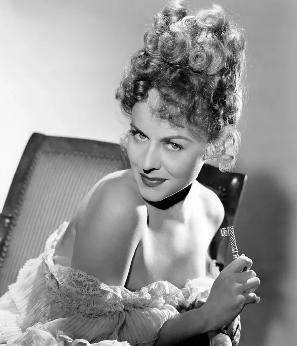 Framed Print : THE DIARY OF A CHAMBERMAID, Paulette Goddard, 1946
