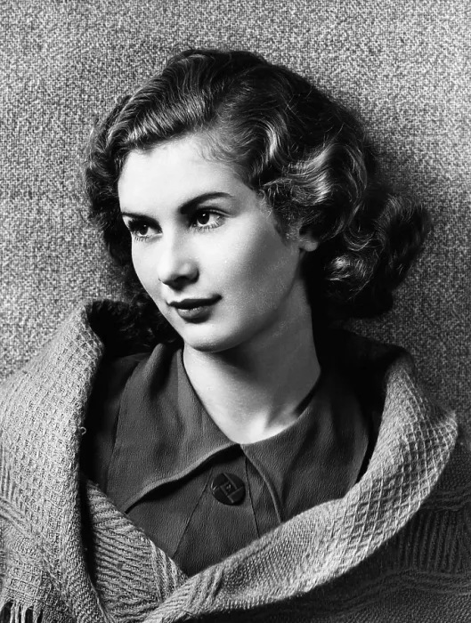 Framed Print : Dinah Sheridan, ca. late 1930s