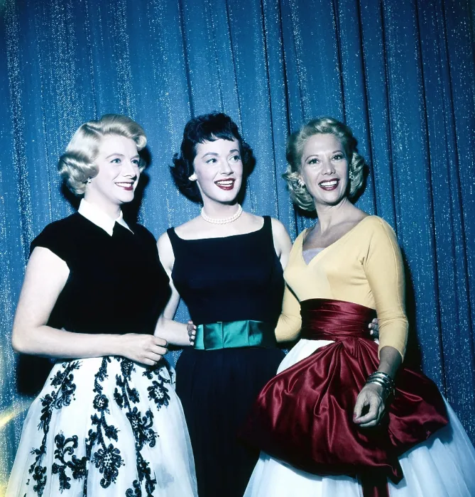 Framed Print : THE DINAH SHORE CHEVY SHOW, from left: Rosemary Clooney, Ann Blyth, Dinah Shore, (Season 2, ep 216, aire February 10, 1958), 1956-1963