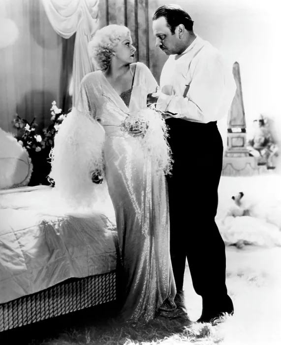 Framed Print : DINNER AT EIGHT, Jean Harlow, Wallace Beery, 1933 Framed Print : DINNER AT EIGHT, Jean Harlow, Wallace Beery, 1933