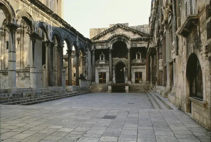 Framed Print : Diocletian's Palace. 293-303. CROATIA. SPLIT. Split. Detail of the peristyle. Roman art. - Iberfoto / Everett Collection (578169)**US SALES ONLY** Framed Print : Diocletian's Palace. 293-303. CROATIA. SPLIT. Split. Detail of the peristyle. Roman art. - Iberfoto / Everett Collection (578169)**US SALES ONLY**